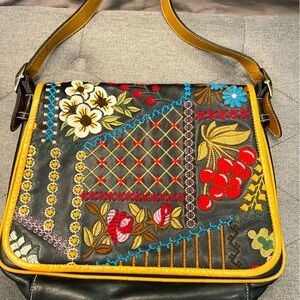 ISABELLA FIORE Embroidered shoulder purse